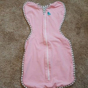 Love to dream arms up swaddle